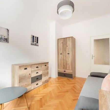 Plac Zbawiciela 3-Bedroom Apartment Warszawa Eksteriør billede