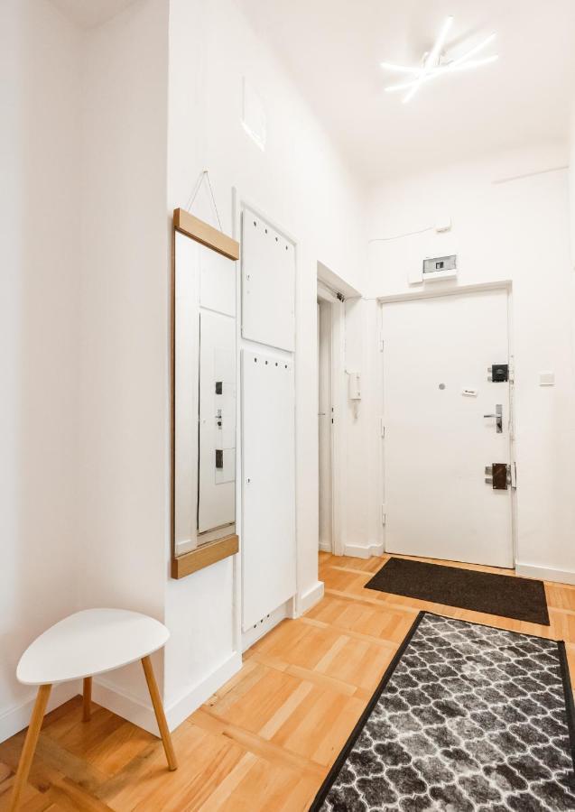 Plac Zbawiciela 3-Bedroom Apartment Warszawa Eksteriør billede